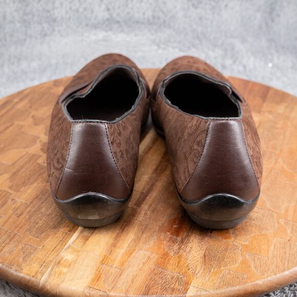 Dansko Oksana Chocolate Brown Suede Leather Floral Embossed Loafers 8.5 USA 39 - Picture 4 of 6